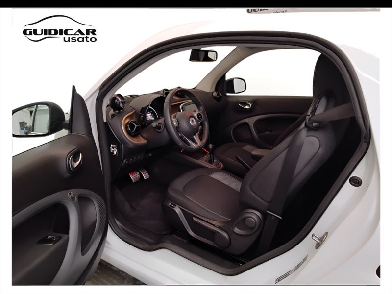 GuidiCar - SMART Fortwo 2021 Fortwo eq Pulse 4,6kW Usato