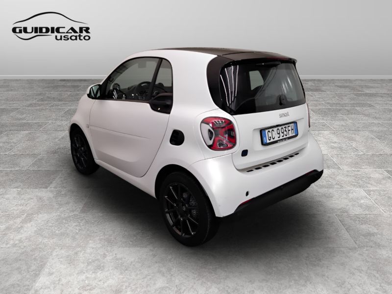 GuidiCar - SMART Fortwo 2021 Fortwo eq Pulse 4,6kW Usato