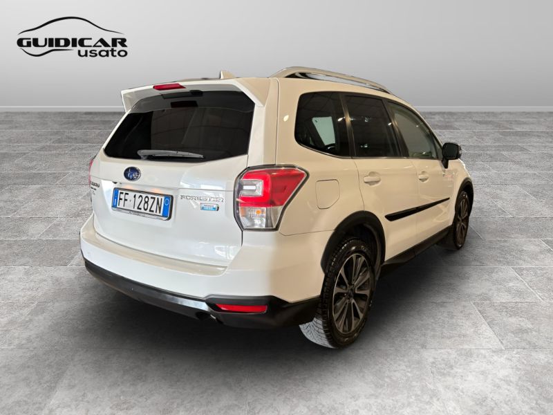 GuidiCar - SUBARU Forester 2016 Forester 2.0d Sport Unlimited lineartronic my16 Usato