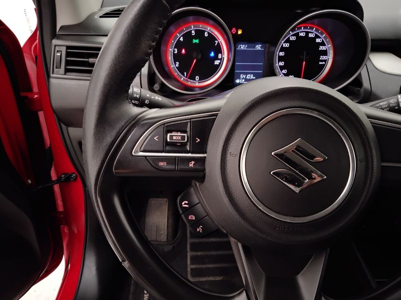GuidiCar - SUZUKI Swift 2019 Swift 1.2 dualjet Cool 2wd my19 Usato