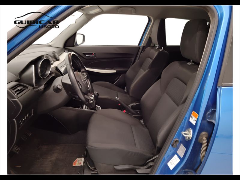 GuidiCar - SUZUKI Swift 2021 Swift 1.2 hybrid Easy Cool 2wd Usato