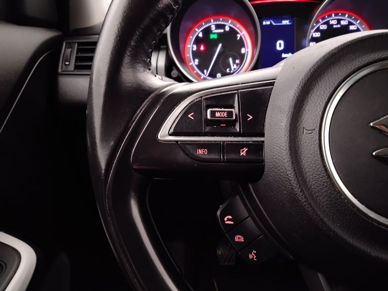 GuidiCar - SUZUKI Swift 2021 Swift 1.2 hybrid Easy Cool 2wd Usato