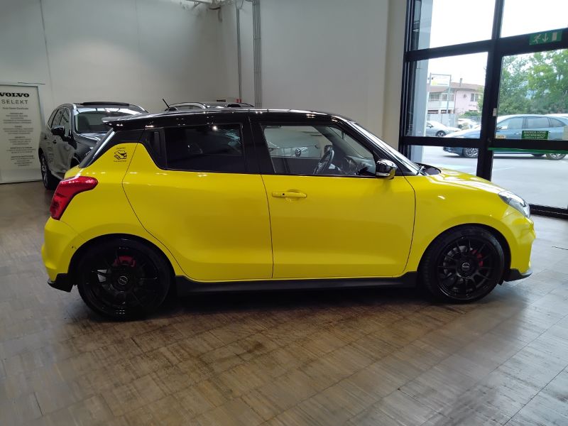 GuidiCar - SUZUKI Swift 2021 Swift 1.4 hybrid Sport 2wd Usato