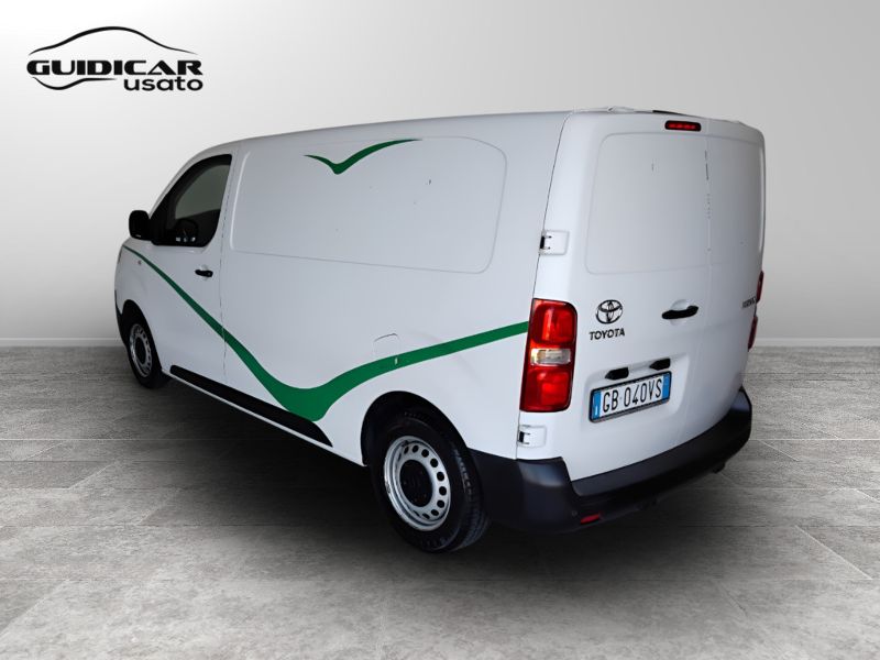GuidiCar - TOYOTA Proace 2020 proace 1.5d 120cv S&S 10q 5p Short(Medium) Comfort Usato
