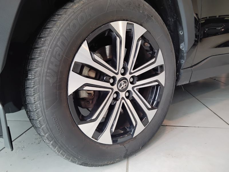 GuidiCar - TOYOTA RAV4 5ª serie 2019 RAV4 5ª serie - RAV4 2.5 HV (218CV) E-CVT 2WD Lounge Usato