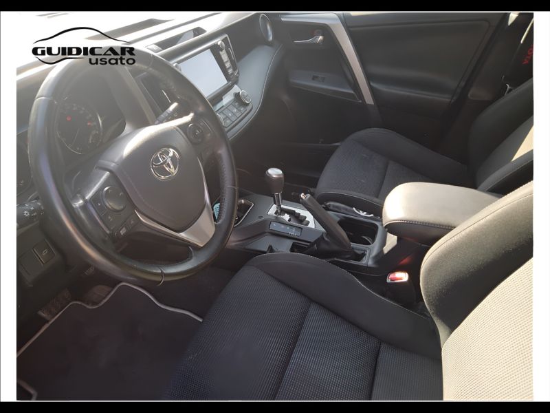 GuidiCar - TOYOTA RAV4 2018 Rav4 2.5 vvt-i hybrid Dynamic+ 2wd e-cvt Usato