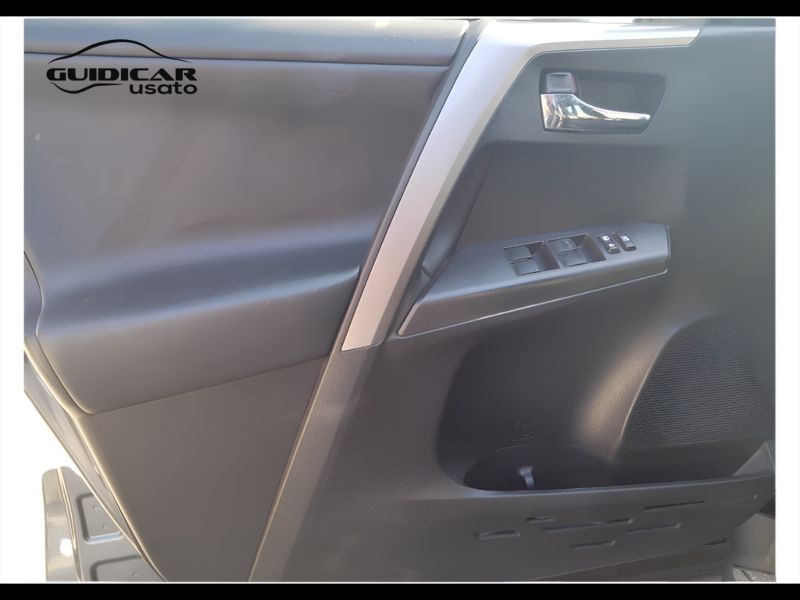 GuidiCar - TOYOTA RAV4 2018 Rav4 2.5 vvt-i hybrid Dynamic+ 2wd e-cvt Usato