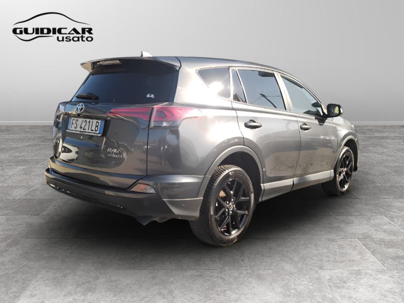 GuidiCar - TOYOTA RAV4 2018 Rav4 2.5 vvt-i hybrid Dynamic+ 2wd e-cvt Usato