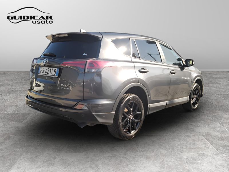 GuidiCar - TOYOTA RAV4 2018 Rav4 2.5 vvt-i hybrid Dynamic+ 2wd e-cvt Usato