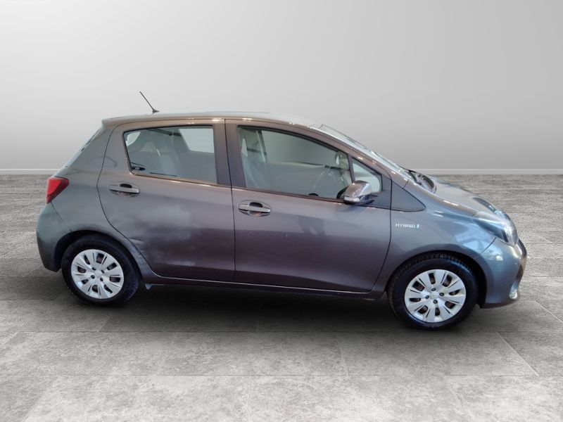 GuidiCar - TOYOTA Yaris 3ª serie Yaris 1.5 Hybrid 5 porte Active