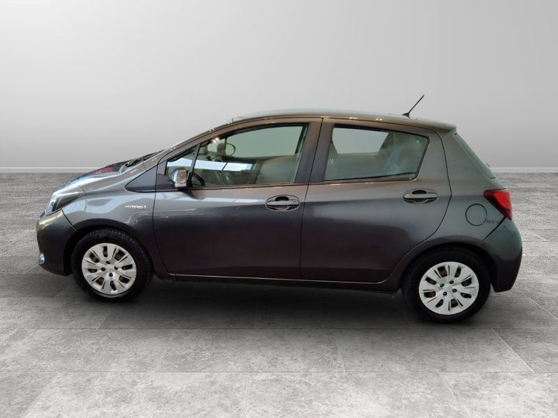GuidiCar - TOYOTA Yaris 3ª serie Yaris 1.5 Hybrid 5 porte Active