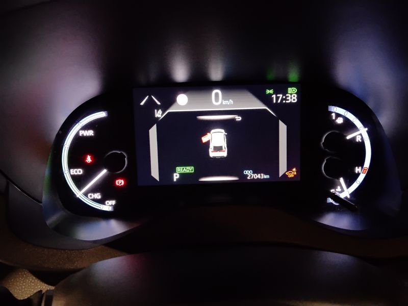 GuidiCar - TOYOTA Yaris 2022 Yaris Cross 1.5h Adventure fwd 116cv e-cvt Usato