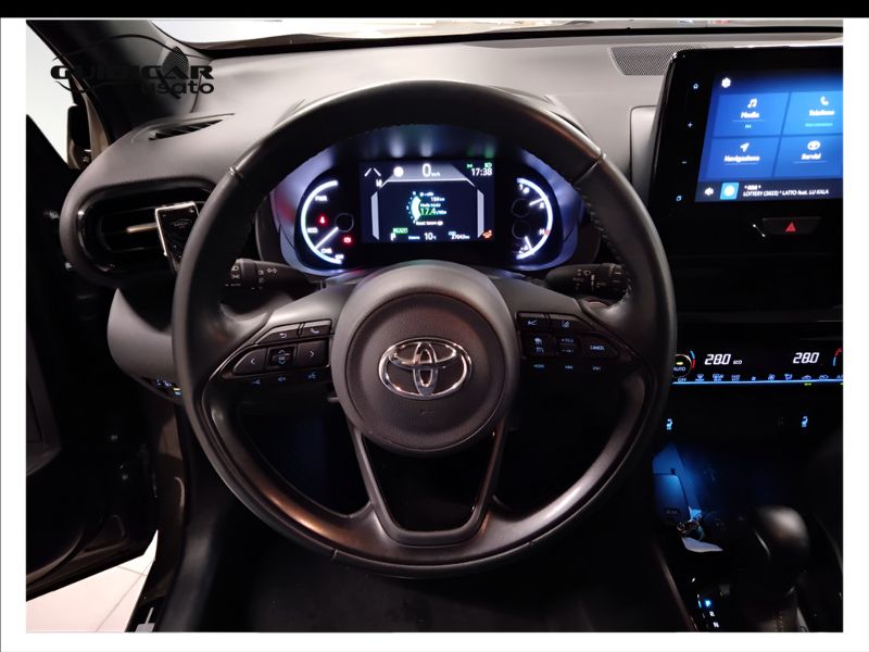 GuidiCar - TOYOTA Yaris 2022 Yaris Cross 1.5h Adventure fwd 116cv e-cvt Usato