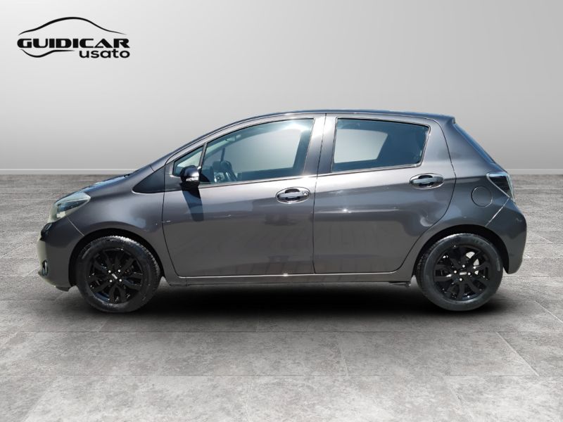 GuidiCar - TOYOTA Yaris 2014 Yaris 1.0 Active 5p Usato