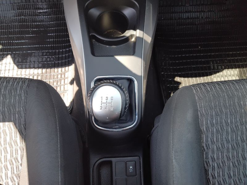 GuidiCar - TOYOTA Yaris 2014 Yaris 1.0 Active 5p Usato