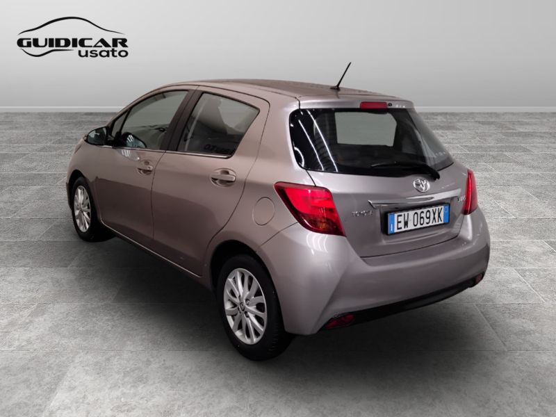 GuidiCar - TOYOTA Yaris 2014 Yaris 1.4 d-4d Lounge 5p Usato