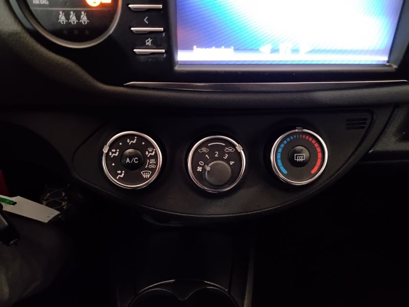 GuidiCar - TOYOTA Yaris 2019 Yaris 5p 1.0 Active my18 Usato