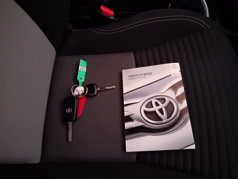 GuidiCar - TOYOTA Yaris 2019 Yaris 5p 1.0 Active my18 Usato