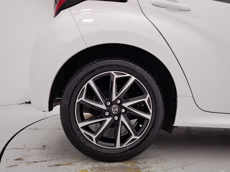 GuidiCar - TOYOTA Yaris 2021 Yaris 1.0 Trend Usato