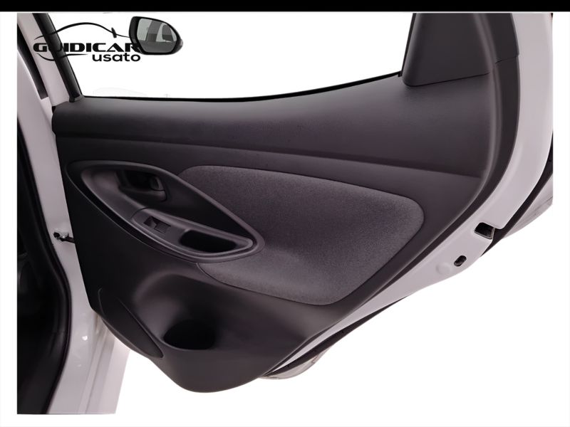GuidiCar - TOYOTA Yaris 2021 Yaris 1.0 Trend Usato