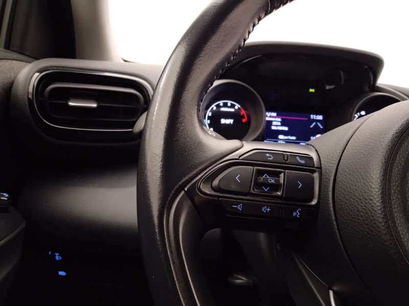 GuidiCar - TOYOTA Yaris 2021 Yaris 1.0 Trend Usato