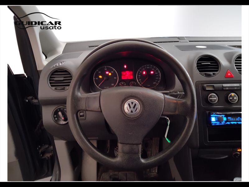 GuidiCar - VOLKSWAGEN Caddy 3ªs. Tour. 1ª 2010 Caddy 3ªs. Tour. 1ª - Caddy 1.9 TDI 105CV 4p. Kombi Duo Usato