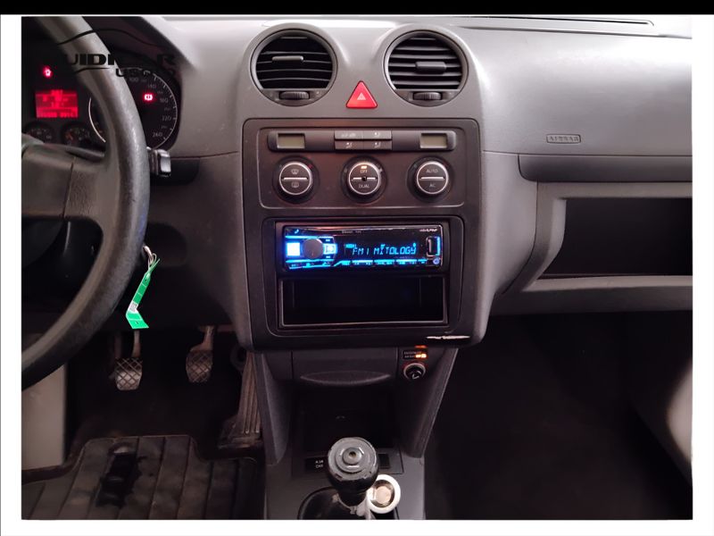 GuidiCar - VOLKSWAGEN Caddy 3ªs. Tour. 1ª 2010 Caddy 3ªs. Tour. 1ª - Caddy 1.9 TDI 105CV 4p. Kombi Duo Usato