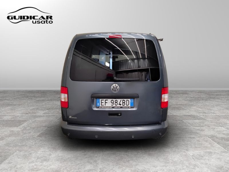 GuidiCar - VOLKSWAGEN Caddy 3ªs. Tour. 1ª 2010 Caddy 3ªs. Tour. 1ª - Caddy 1.9 TDI 105CV 4p. Kombi Duo Usato