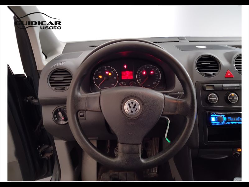 GuidiCar - VOLKSWAGEN Caddy 3ªs. Tour. 1ª 2010 Caddy 3ªs. Tour. 1ª - Caddy 1.9 TDI 105CV 4p. Kombi Duo Usato