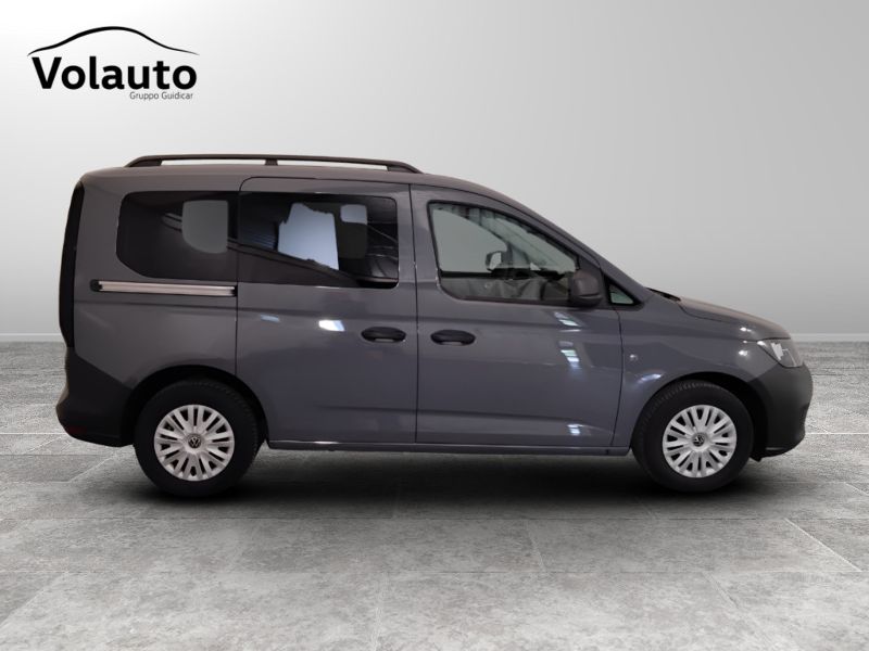 GuidiCar - VOLKSWAGEN Caddy 5ª serie 2023 Caddy 5ª serie - Caddy 2.0 TDI 102 CV Space Usato