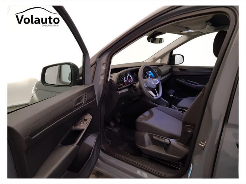 GuidiCar - VOLKSWAGEN Caddy 5ª serie 2023 Caddy 5ª serie - Caddy 2.0 TDI 102 CV Space Usato