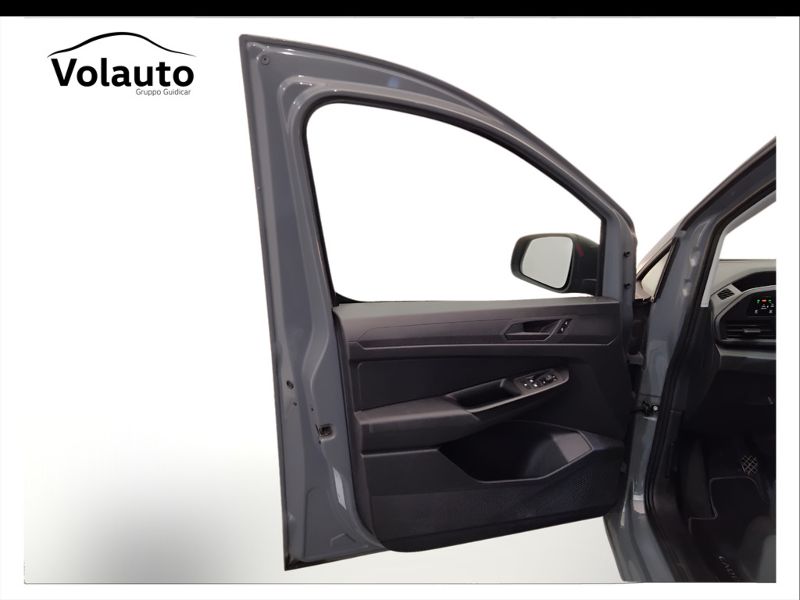 GuidiCar - VOLKSWAGEN Caddy 5ª serie 2023 Caddy 5ª serie - Caddy 2.0 TDI 102 CV Space Usato