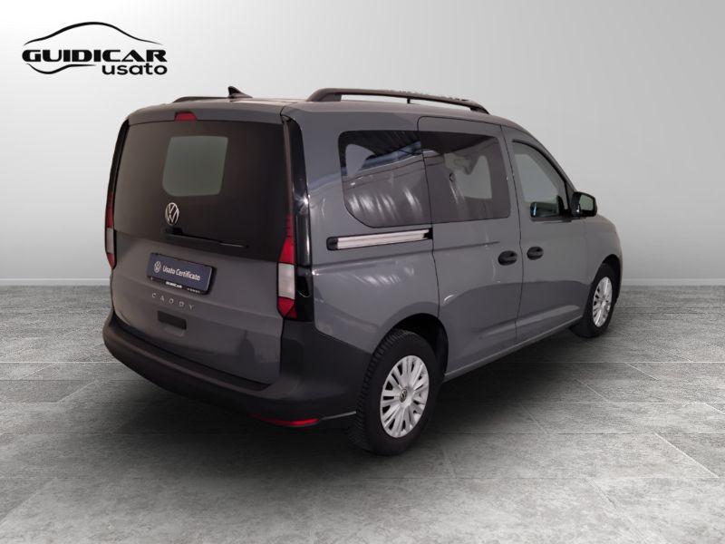 GuidiCar - VOLKSWAGEN Caddy 5ª serie 2023 Caddy 5ª serie - Caddy 2.0 TDI 102 CV Space Usato
