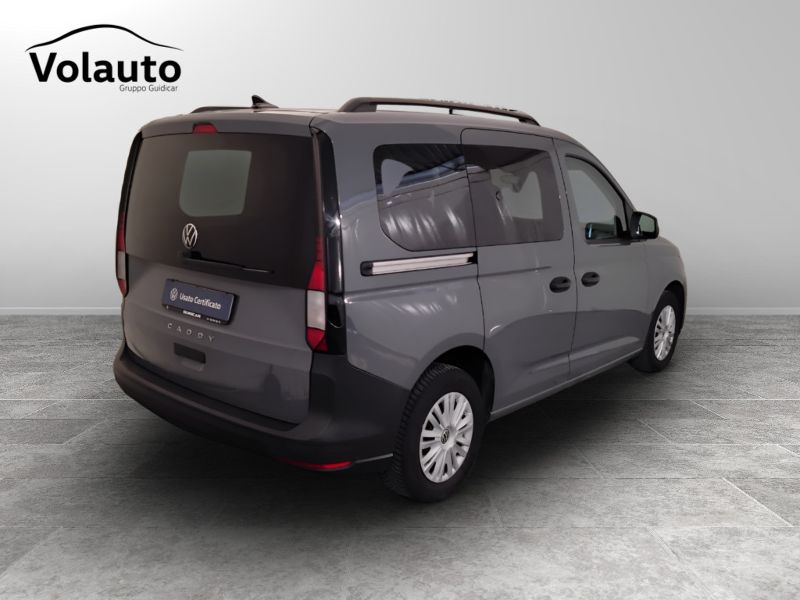 GuidiCar - VOLKSWAGEN Caddy 5ª serie 2023 Caddy 5ª serie - Caddy 2.0 TDI 102 CV Space Usato