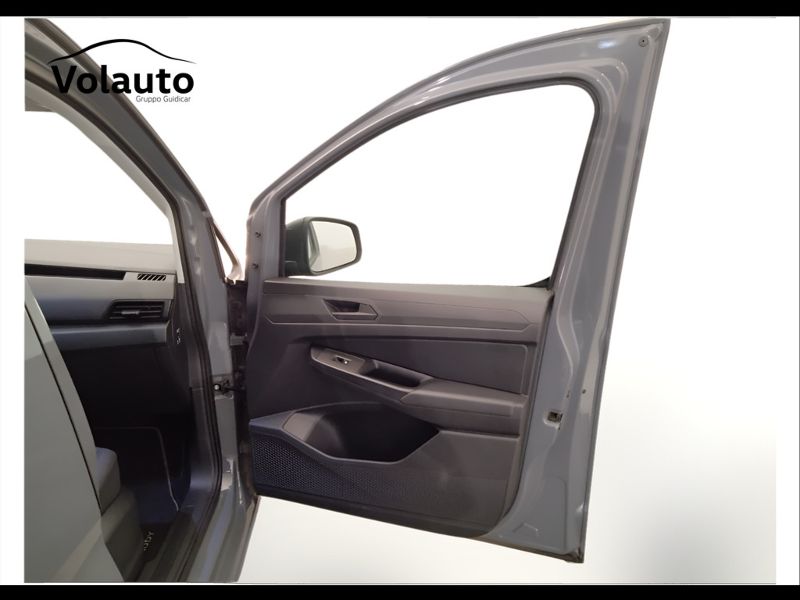 GuidiCar - VOLKSWAGEN Caddy 5ª serie 2023 Caddy 5ª serie - Caddy 2.0 TDI 102 CV Space Usato