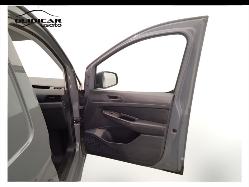 GuidiCar - VOLKSWAGEN INDUSTRIALI Caddy 2022 Caddy cargo 2.0 tdi scr 102cv business Usato