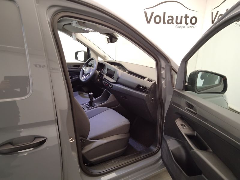 GuidiCar - VOLKSWAGEN INDUSTRIALI Caddy 2022 Caddy cargo 2.0 tdi scr 102cv business Usato