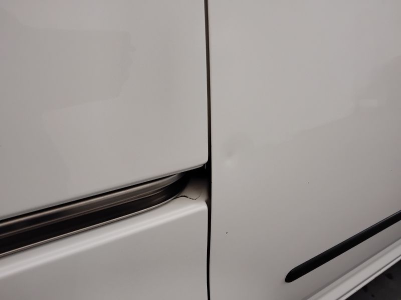 GuidiCar - VOLKSWAGEN INDUSTRIALI Caddy 2014 caddy 2.0 ecofuel van Usato