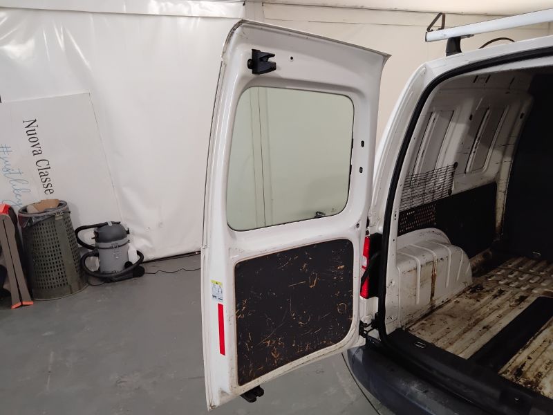 GuidiCar - VOLKSWAGEN INDUSTRIALI Caddy 2014 caddy 2.0 ecofuel van Usato