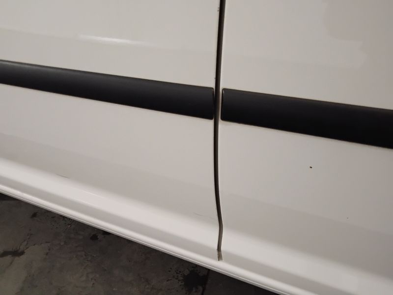 GuidiCar - VOLKSWAGEN INDUSTRIALI Caddy 2014 caddy 2.0 ecofuel van Usato