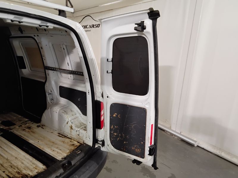 GuidiCar - VOLKSWAGEN INDUSTRIALI Caddy 2014 caddy 2.0 ecofuel van Usato