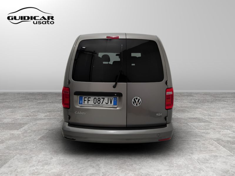 GuidiCar - VOLKSWAGEN INDUSTRIALI Caddy 2016 Caddy 2.0 tdi 102cv kombi Business E6 Usato