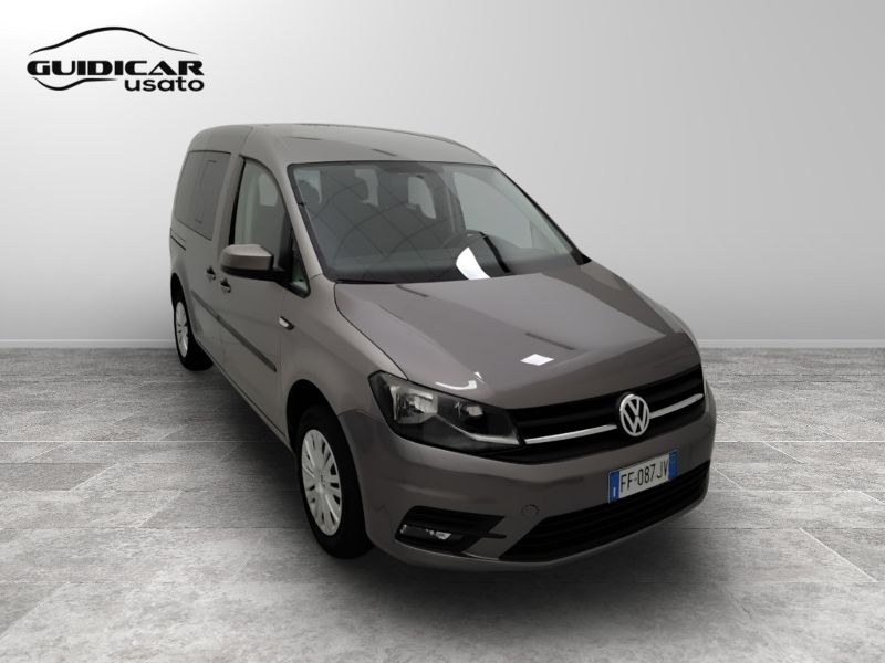 GuidiCar - VOLKSWAGEN INDUSTRIALI Caddy 2016 Caddy 2.0 tdi 102cv kombi Business E6 Usato