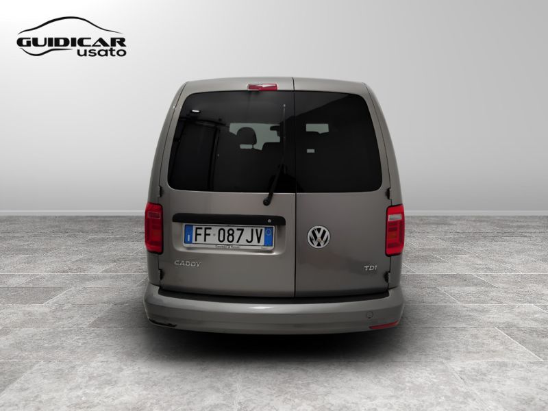 GuidiCar - VOLKSWAGEN INDUSTRIALI Caddy 2016 Caddy 2.0 tdi 102cv kombi Business E6 Usato