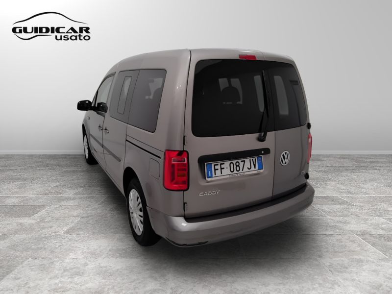 GuidiCar - VOLKSWAGEN INDUSTRIALI Caddy 2016 Caddy 2.0 tdi 102cv kombi Business E6 Usato