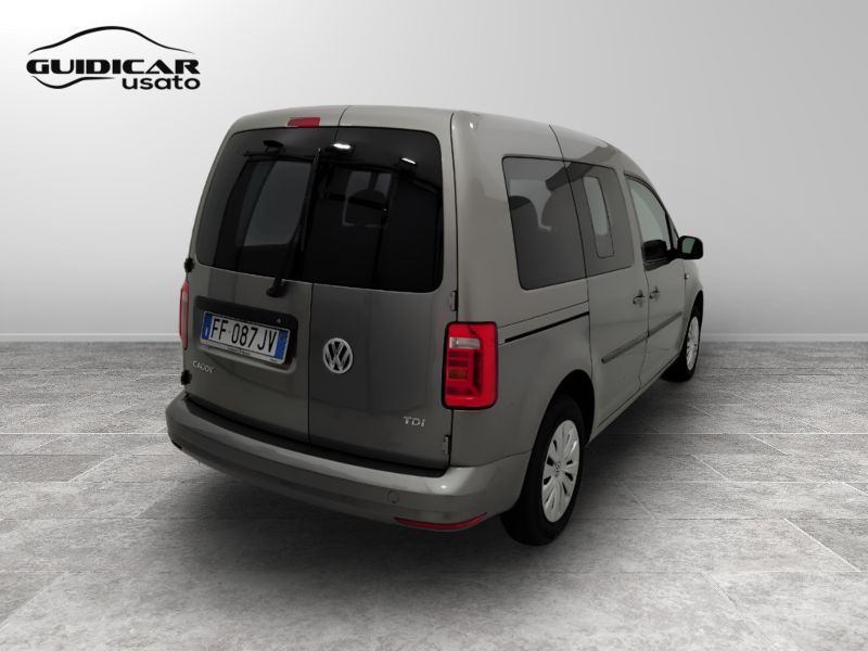GuidiCar - VOLKSWAGEN INDUSTRIALI Caddy 2016 Caddy 2.0 tdi 102cv kombi Business E6 Usato