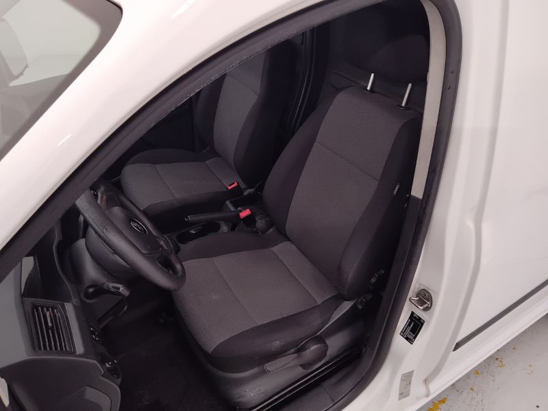 GuidiCar - VOLKSWAGEN INDUSTRIALI Caddy 2017 Caddy 2.0 tdi 102cv van Business E6 Usato