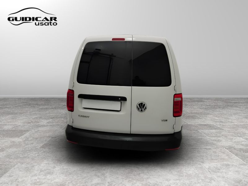 GuidiCar - VOLKSWAGEN INDUSTRIALI Caddy 2017 Caddy 2.0 tdi 102cv van Business E6 Usato