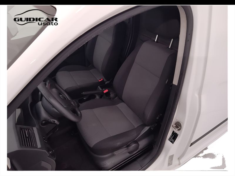 GuidiCar - VOLKSWAGEN INDUSTRIALI Caddy 2017 Caddy 2.0 tdi 102cv van Business E6 Usato