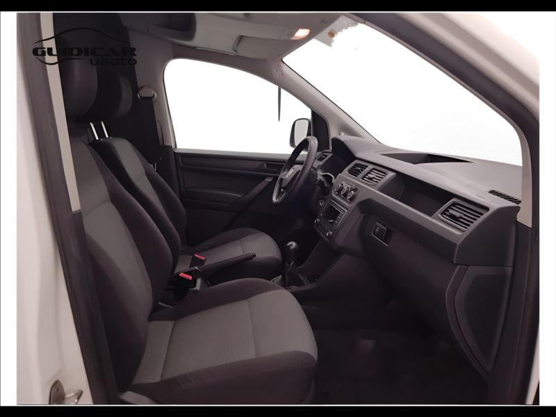 GuidiCar - VOLKSWAGEN INDUSTRIALI Caddy 2017 Caddy 2.0 tdi 102cv van Business E6 Usato